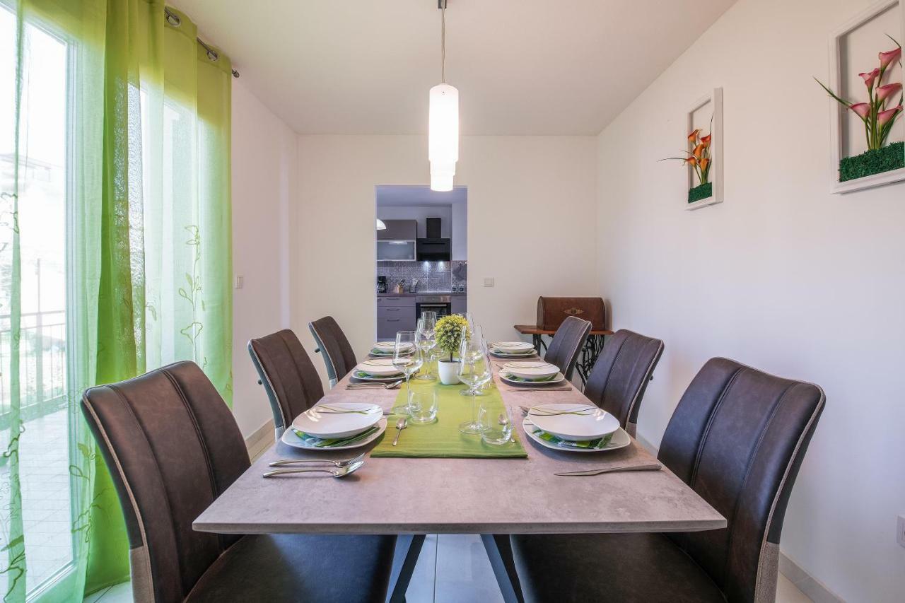 Family Apartment Ingrid Pula Exterior foto